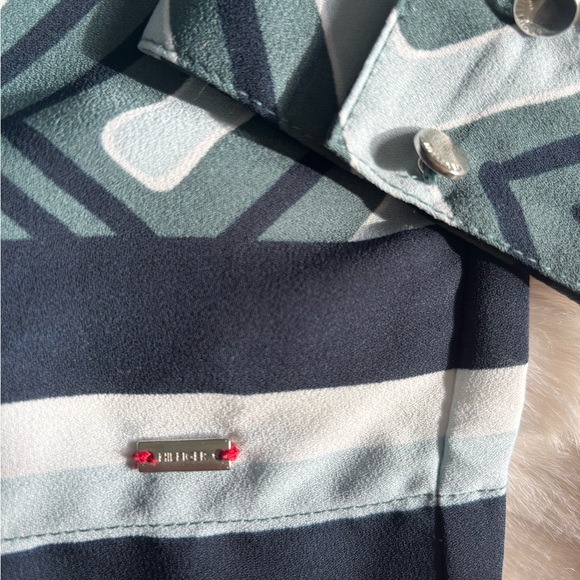 Tommy Hilfigher Tunic Top - Picture 3 of 4